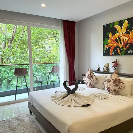 Private Apartment At Emerald Terrace Patong Exterior photo