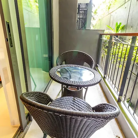 Private Apartment At Emerald Terrace Patong Exterior photo