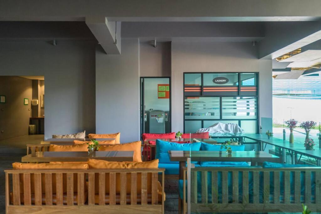 Private At Emerald Terrace 公寓 Patong