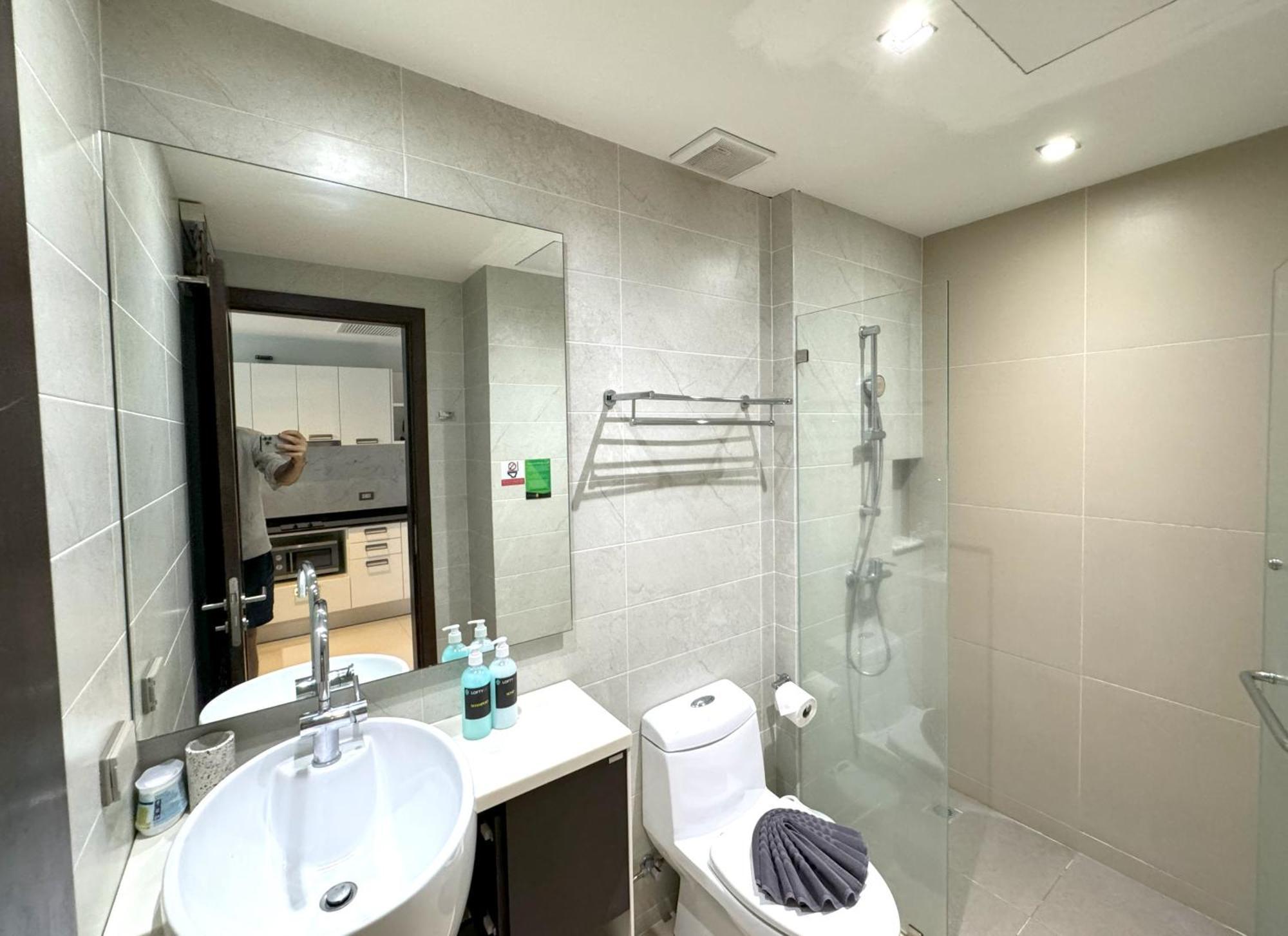 Private At Emerald Terrace 公寓 *